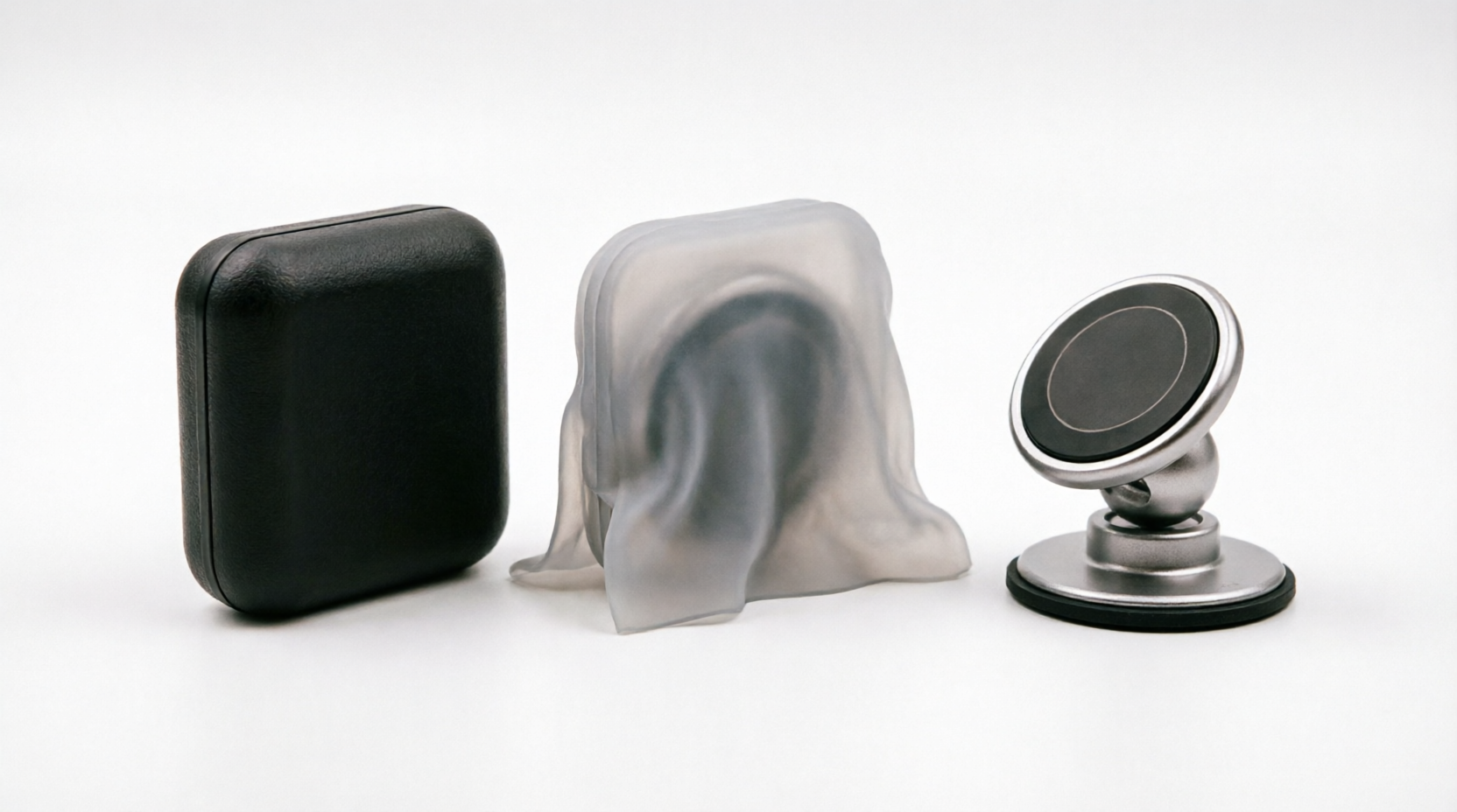 Acessórios de proteção para Starlink Mini em fundo branco: case rígida preta, capa de silicone translúcida e suporte magnético veicular